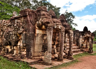 CAMBODIAN HIDDEN TEMPLE TOUR 3 DAYS 2 NIGHTS